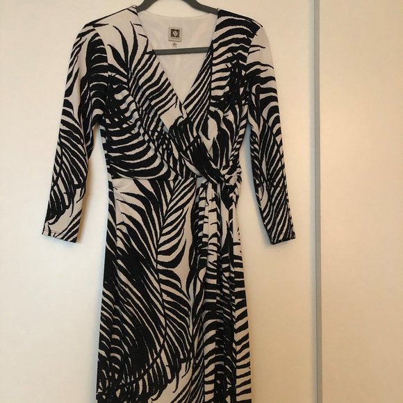 Anne Klein Palm Tree Wrap Dress in Black and White - Picture 1 of 5